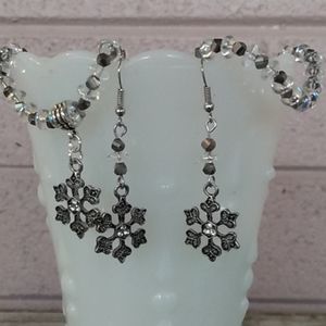 Winter Wonderland 2 Bracelet and Earring Set